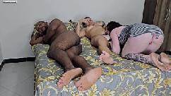 Depois que meu macho fodi meu cu minha amiga vem com carinho pra chupar meu grelo